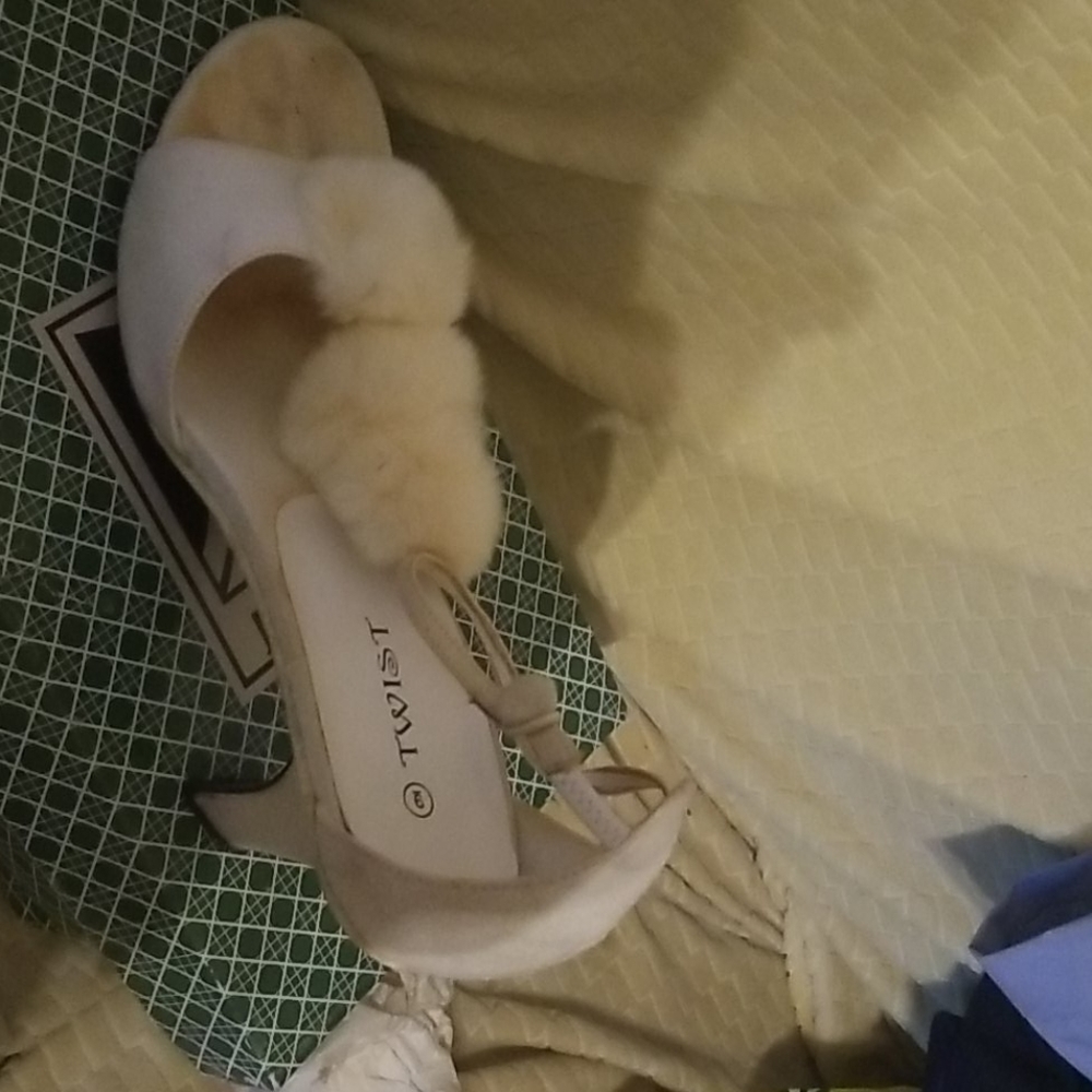 Shoes - Picture 2 of 2